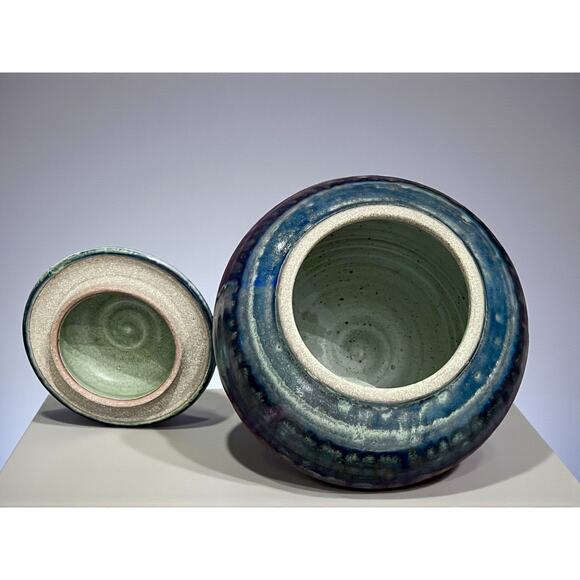 Brad Tucker Studio Pottery Lidded Jar Vase Blue Glaze Handmade Stoneware Art - Picture 5 of 10